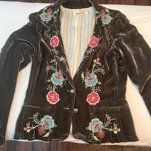 *VINTAGE* Johnny Was Velvet Blazer Size Small Olive Green Embroidered